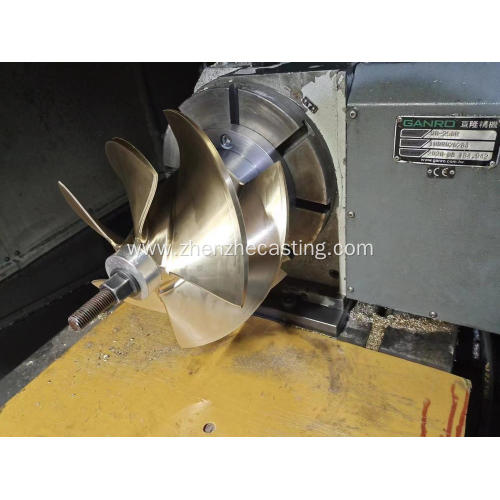 Aluminum centrifual impeller by 5 Axis machining